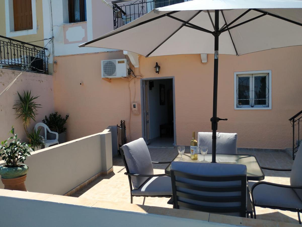 Annas house Simi Exterior foto